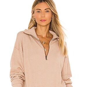 Varley Buckingham set in Praline color